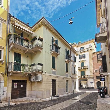 Mva Madama Verona Aparments Exteriör bild